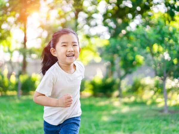 Trẻ cần vận động trong bao lâu để cơ thể tăng sức đề kháng?